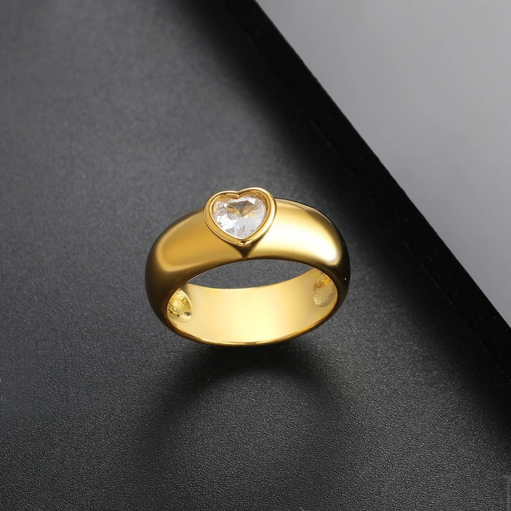 Bague vintage en plaqué or 18K avec petit coeur